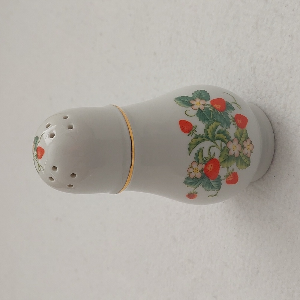 AVON porcelain 22K gold trim sugar shaker NWOT